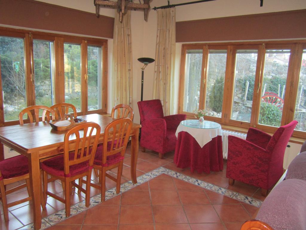 La Ladera Villa Hoyos del Espino Exterior photo